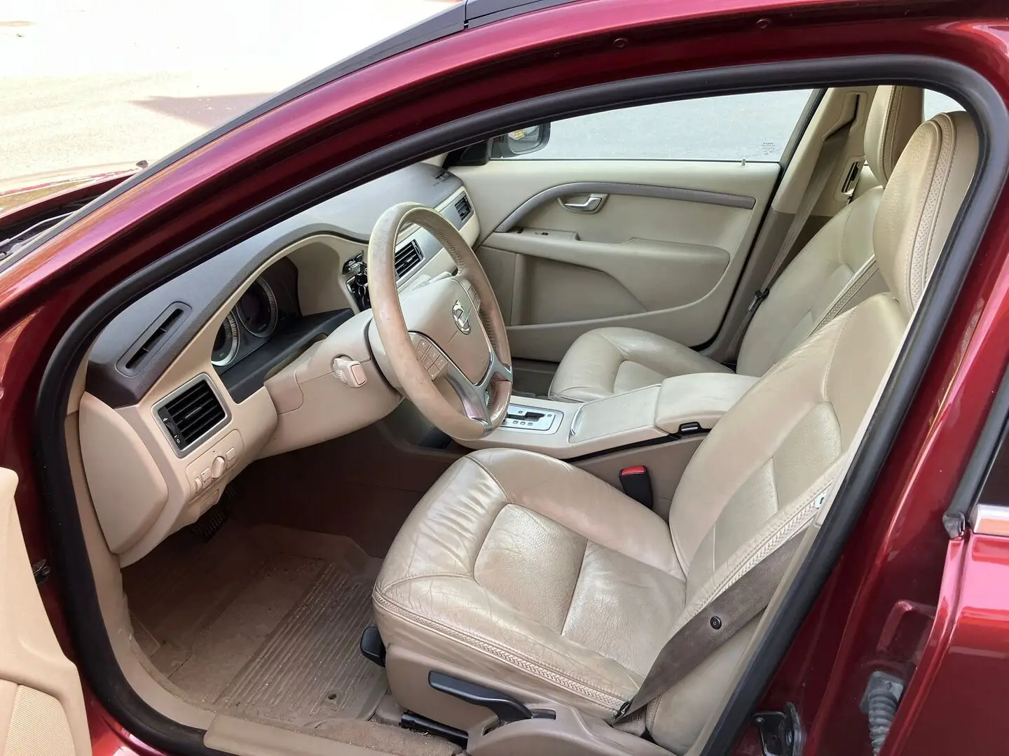 Car Image - 5UavphVLD5vmnJ0GHkW1eb