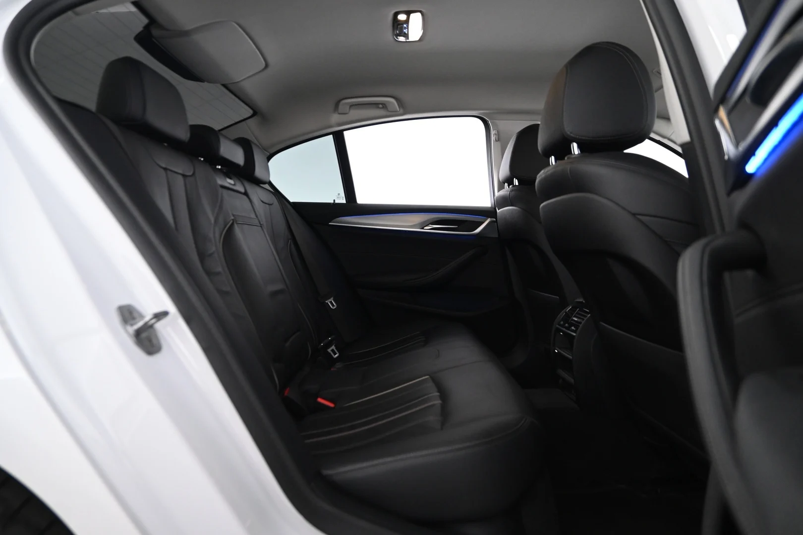 Car Image - 43ST0ORTxeUaYu6QbDgJQ4
