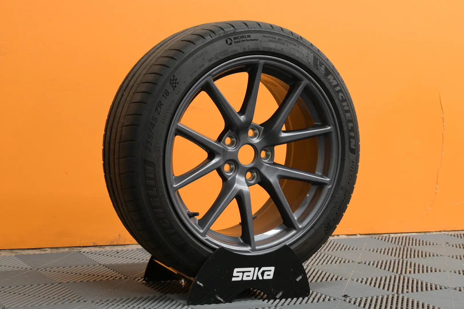Car Image - 1KnJOMT4FAAAVMGrY8scqF