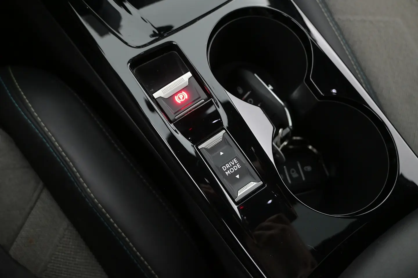 Car Image - 1zSJy58Lfgi7GRnhNiVRAU
