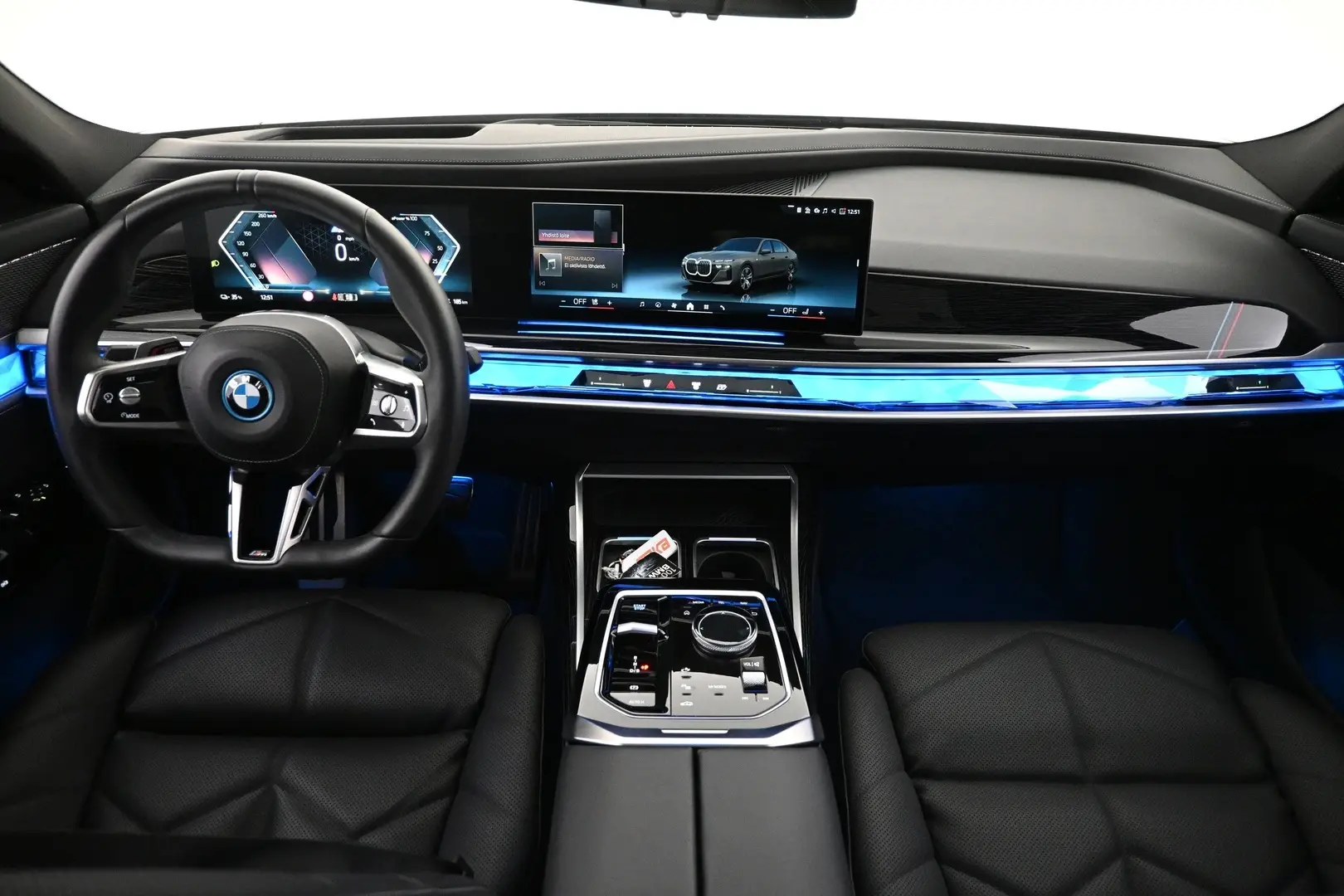 Car Image - 7a19FxEXC19pQDQ0ksYG3D