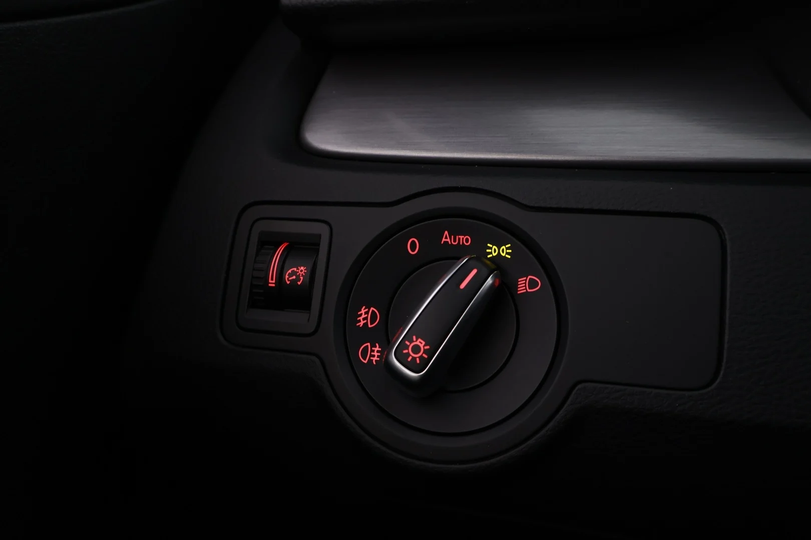 Car Image - 6q1hHbb2zYc6BLyiQheL09