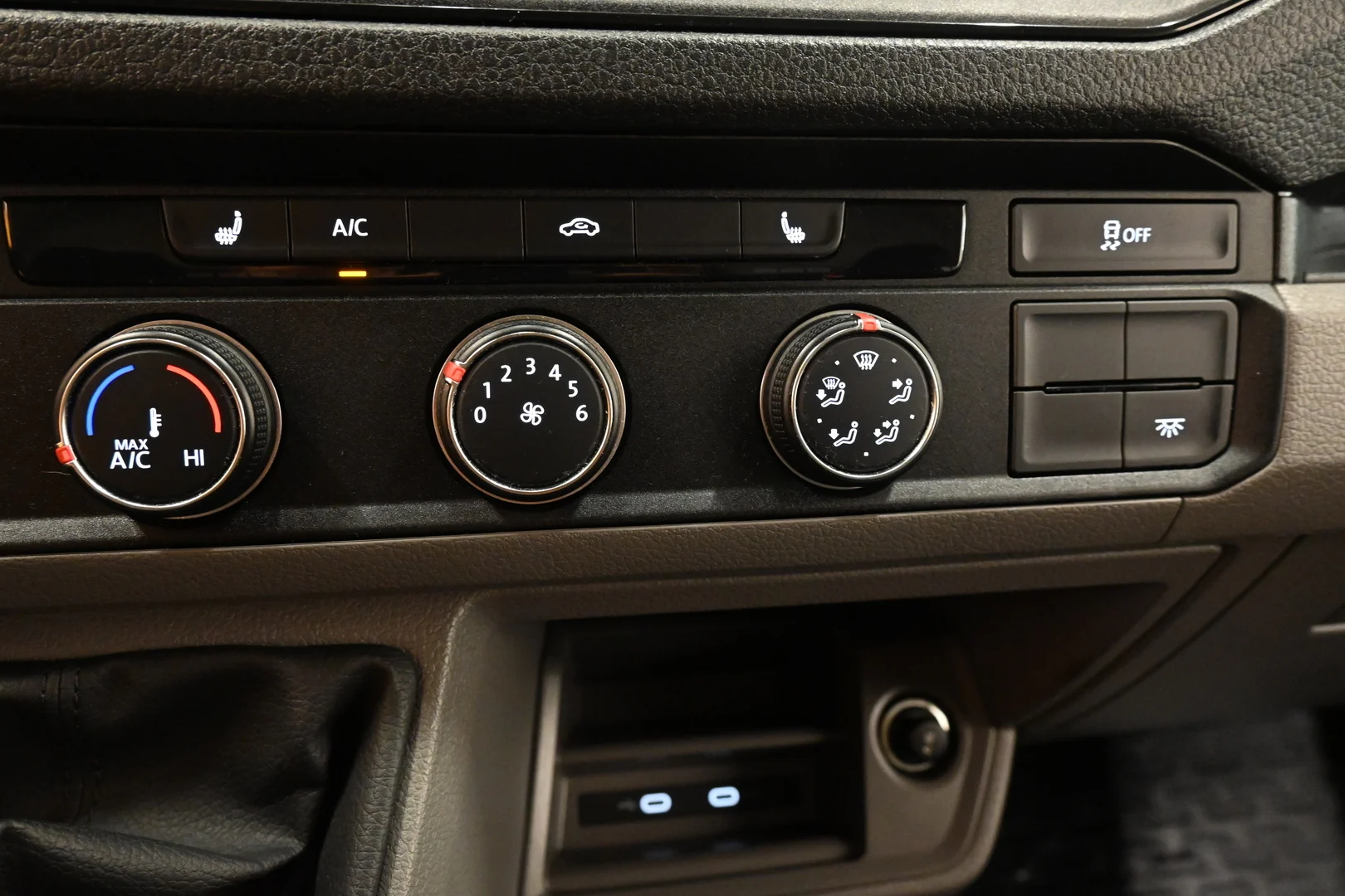 Car Image - 1aqIRaPgOkw7AQbV5udOfu
