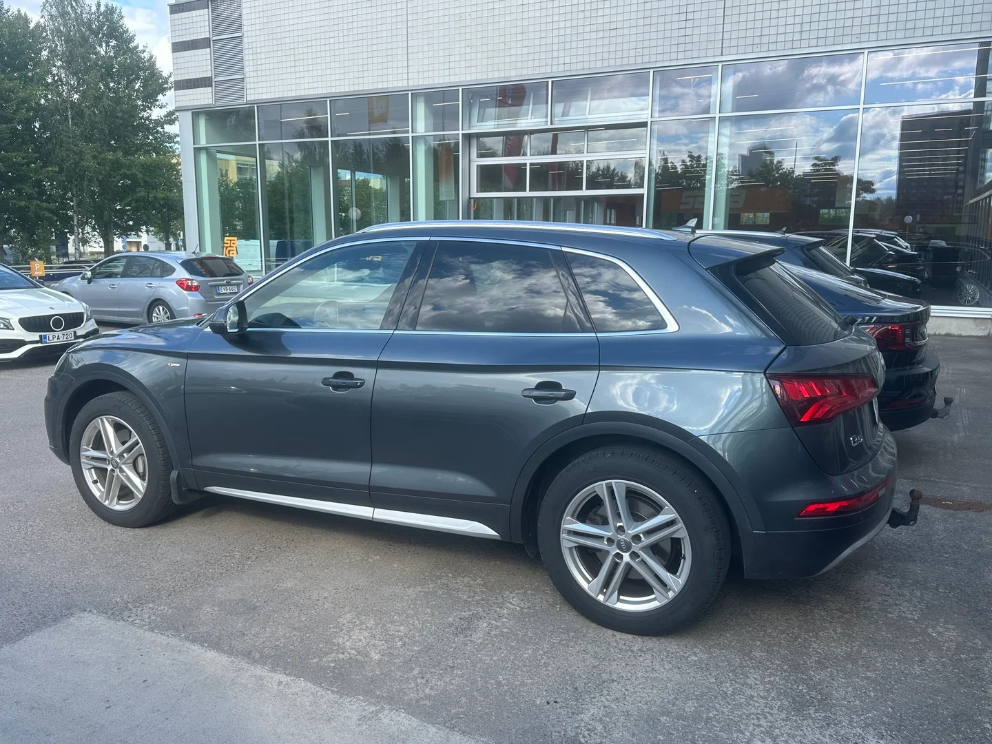 Car Image - 1z5FKZflpGZrEK9ffXgNHb