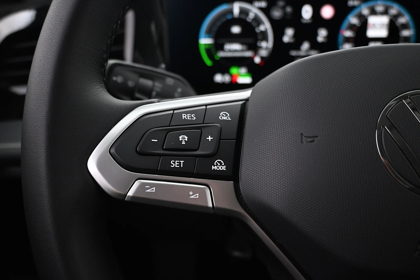 Car Image - 3slfATf0rNdZgaj7HNn875