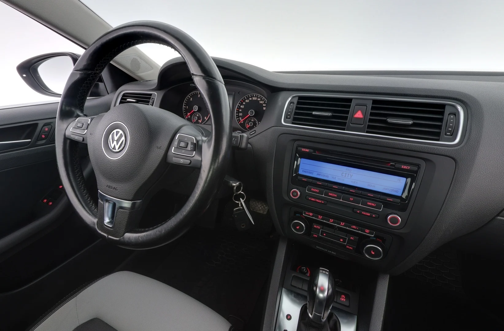 Car Image - 2Y8UQVmTqpf4xjzWVcuko1