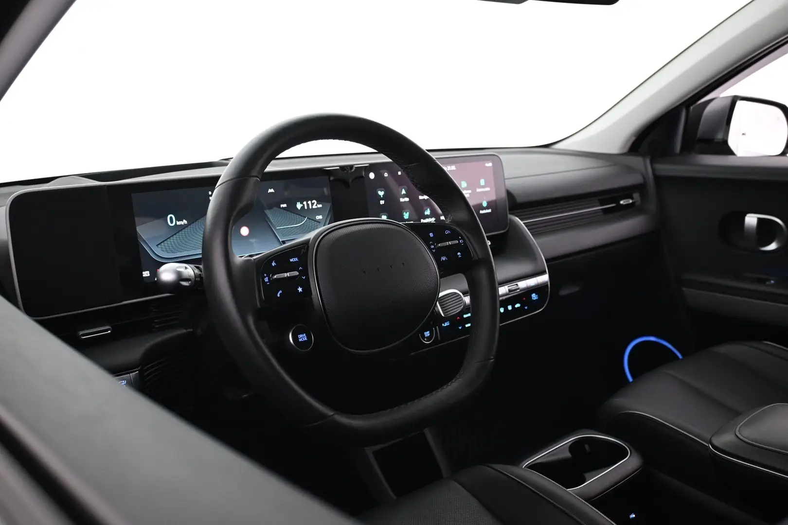Car Image - 46uEWryf5h9j48cRdEV9U1