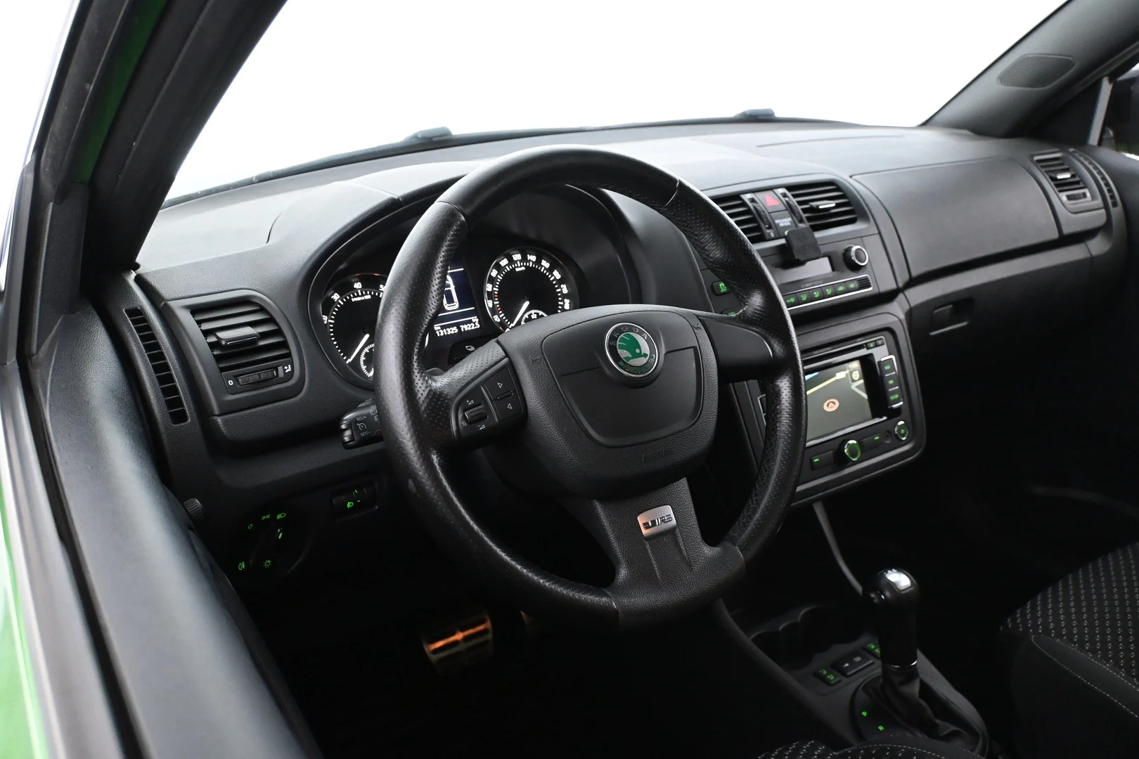 Car Image - 7nxPPHSUyoxNKuDT7phvSk