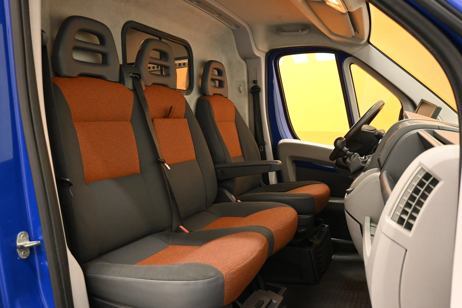 Car Image - 3jtVb5eZYkv5vL0UwNETNM