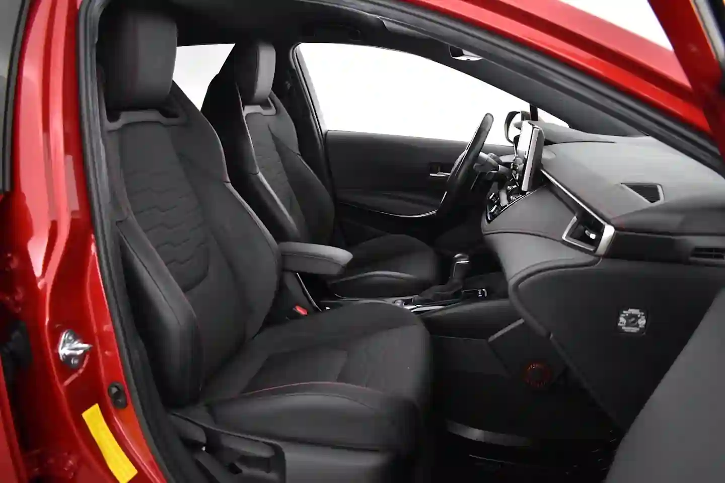 Car Image - 43Q5LSQniUnF3fVyDLxzUV