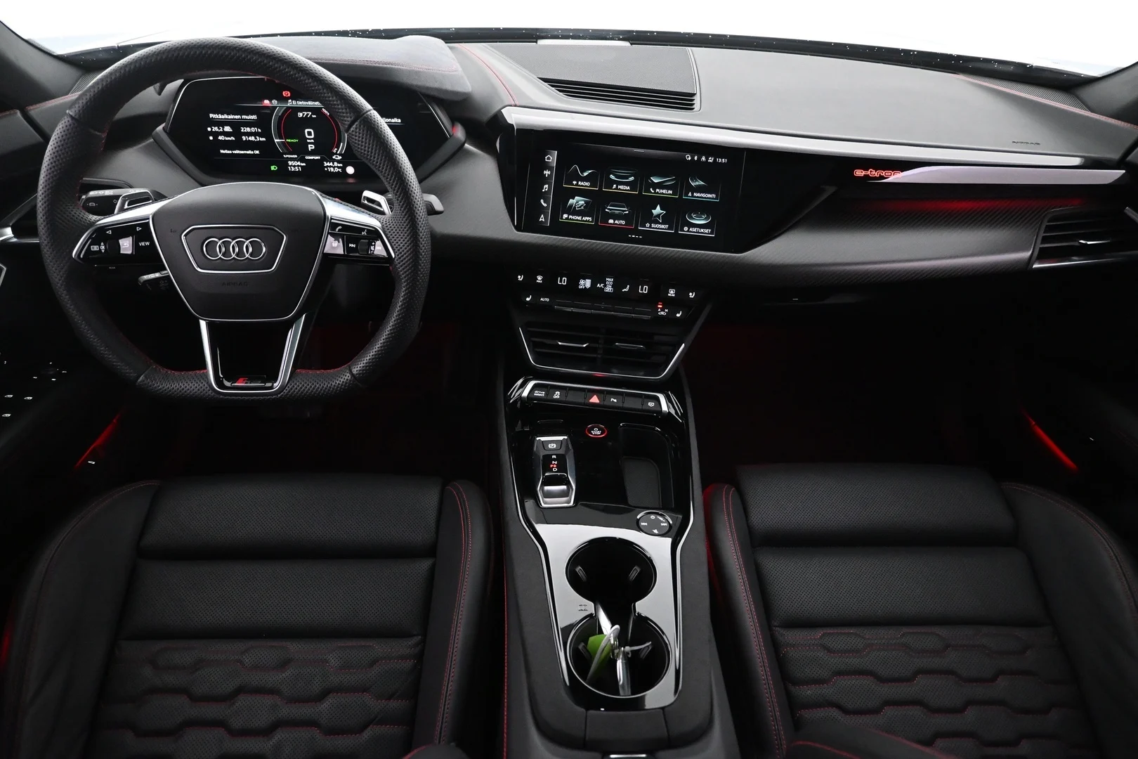 Car Image - 3lFU9XgN3VsanjiuCGeTjp