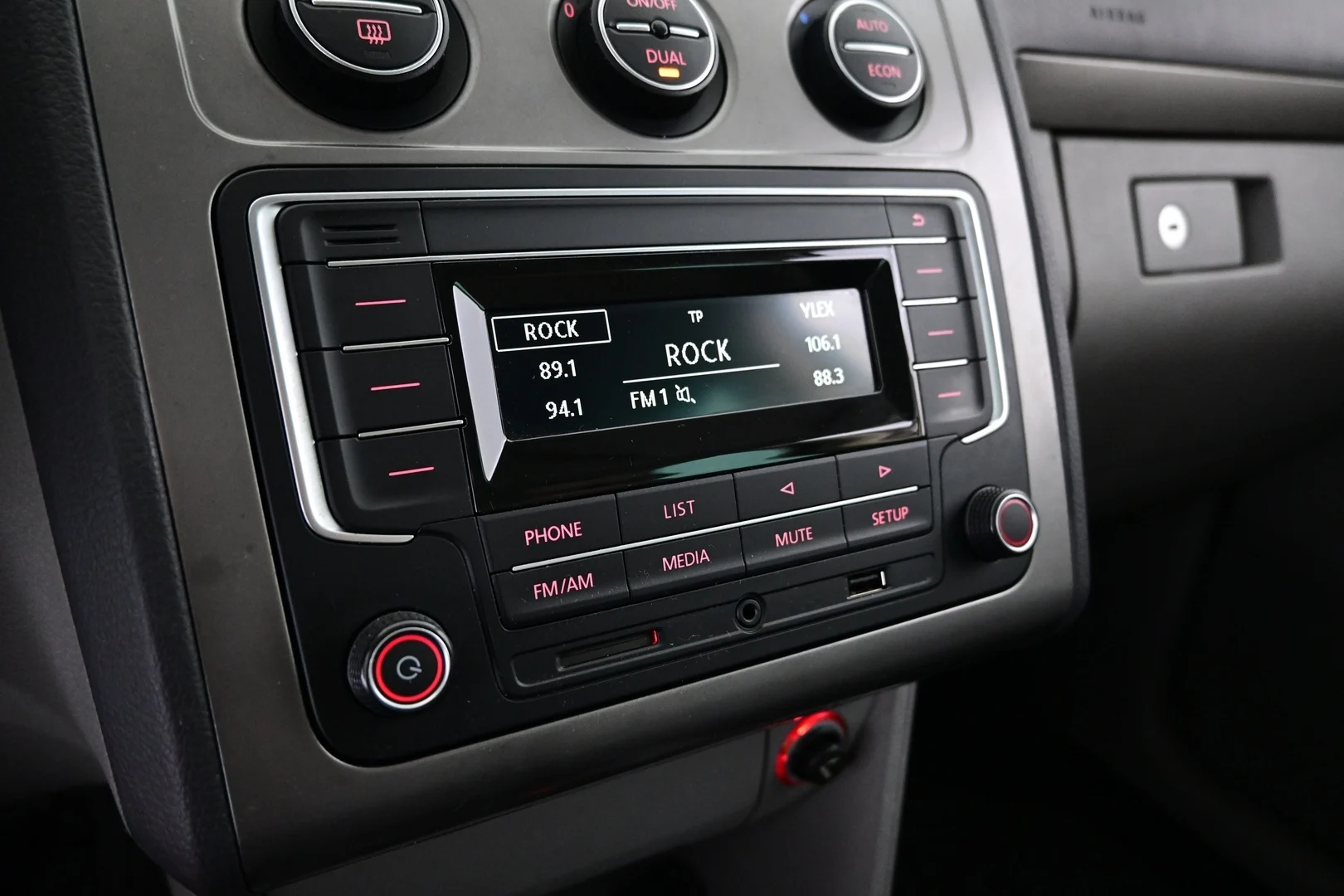 Car Image - 4Z0287GfjuC3qneJctJ3zr