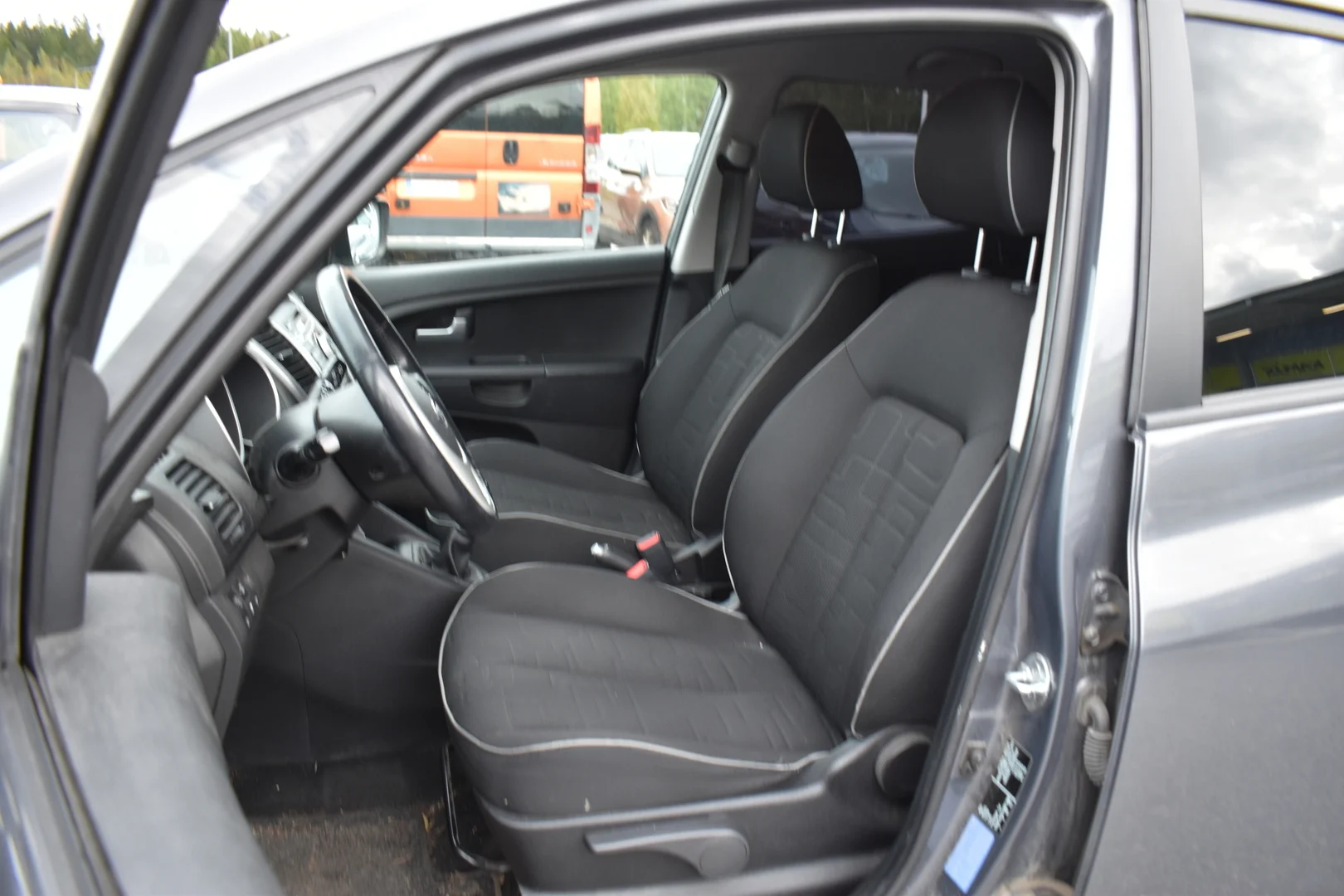 Car Image - 4dx5n7Y4dWlH1ZdhXFTEGV