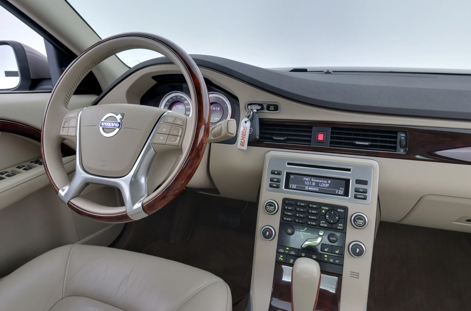 Car Image - 5WSsQpBFOmo0KixaMVqrlr