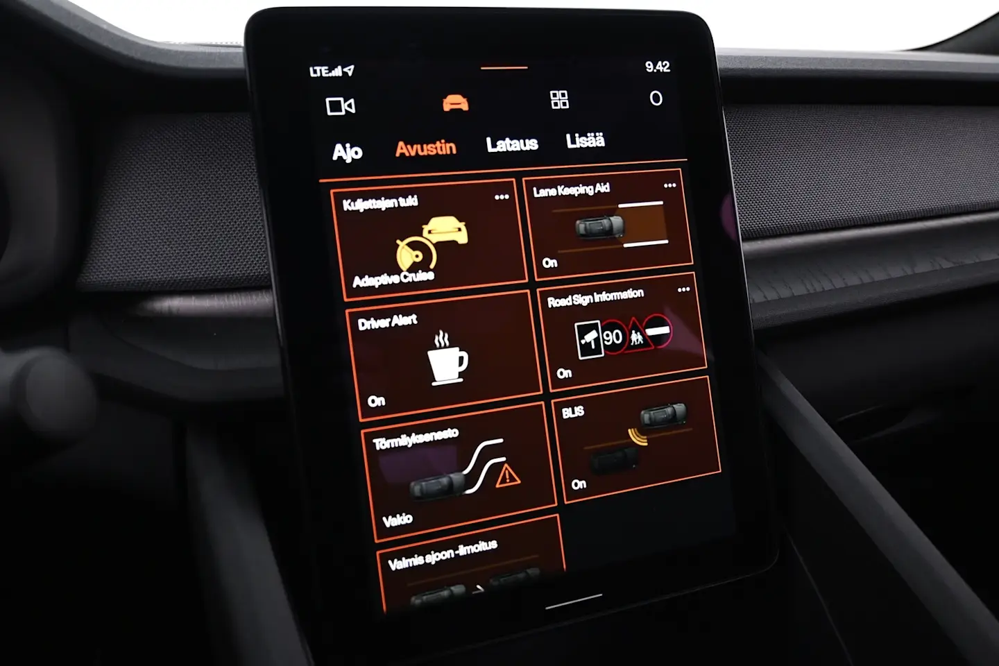 Car Image - WCKyEU7Kmb12rhhoJezgB