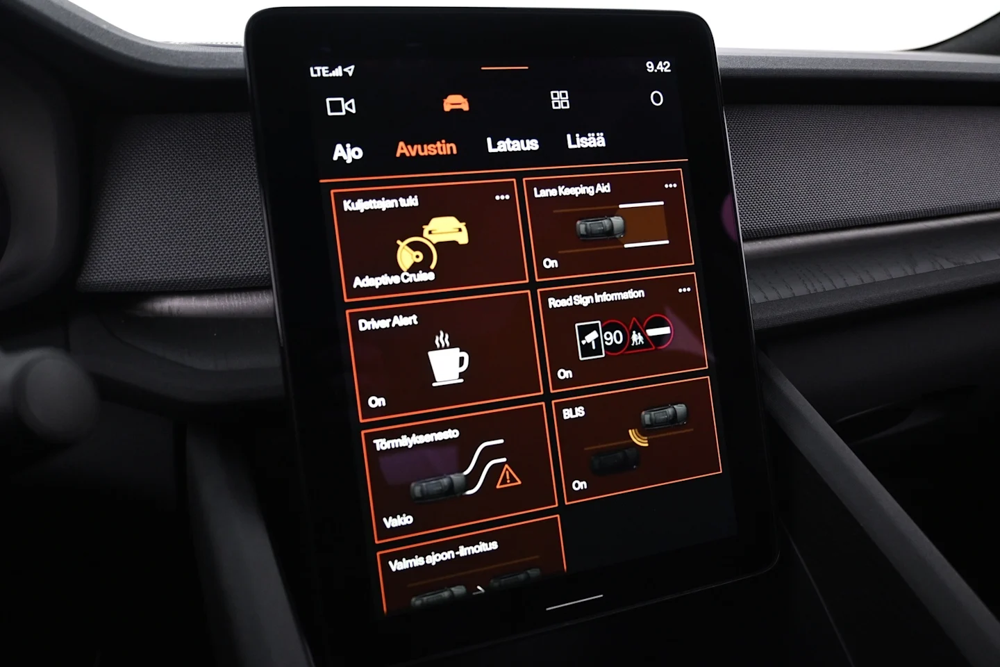 Car Image - WCKyEU7Kmb12rhhoJezgB