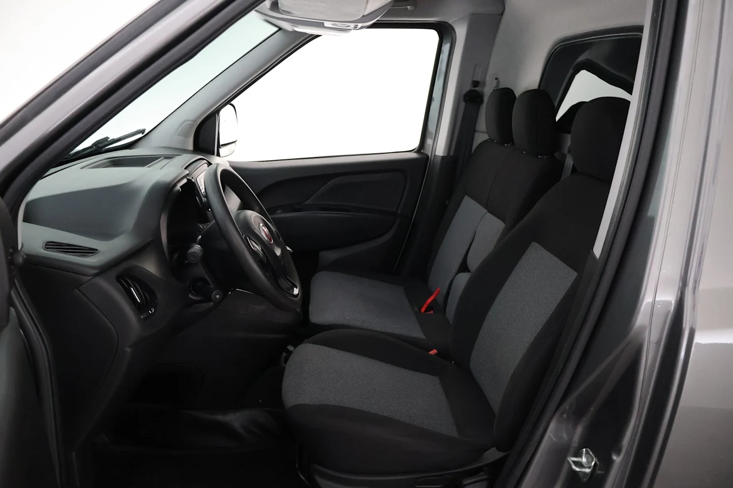 Car Image - 5PJVLxg6FoVoGIE7uzC5Sn