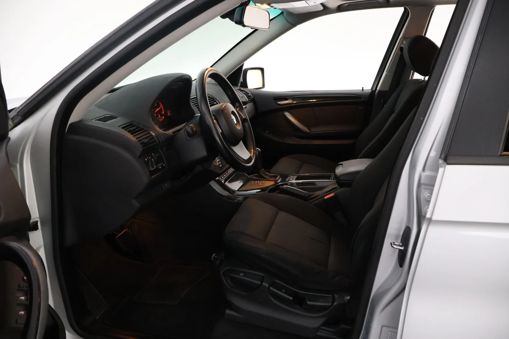 Car Image - 3wDPmDfSkPZF8N8ME7C4XJ