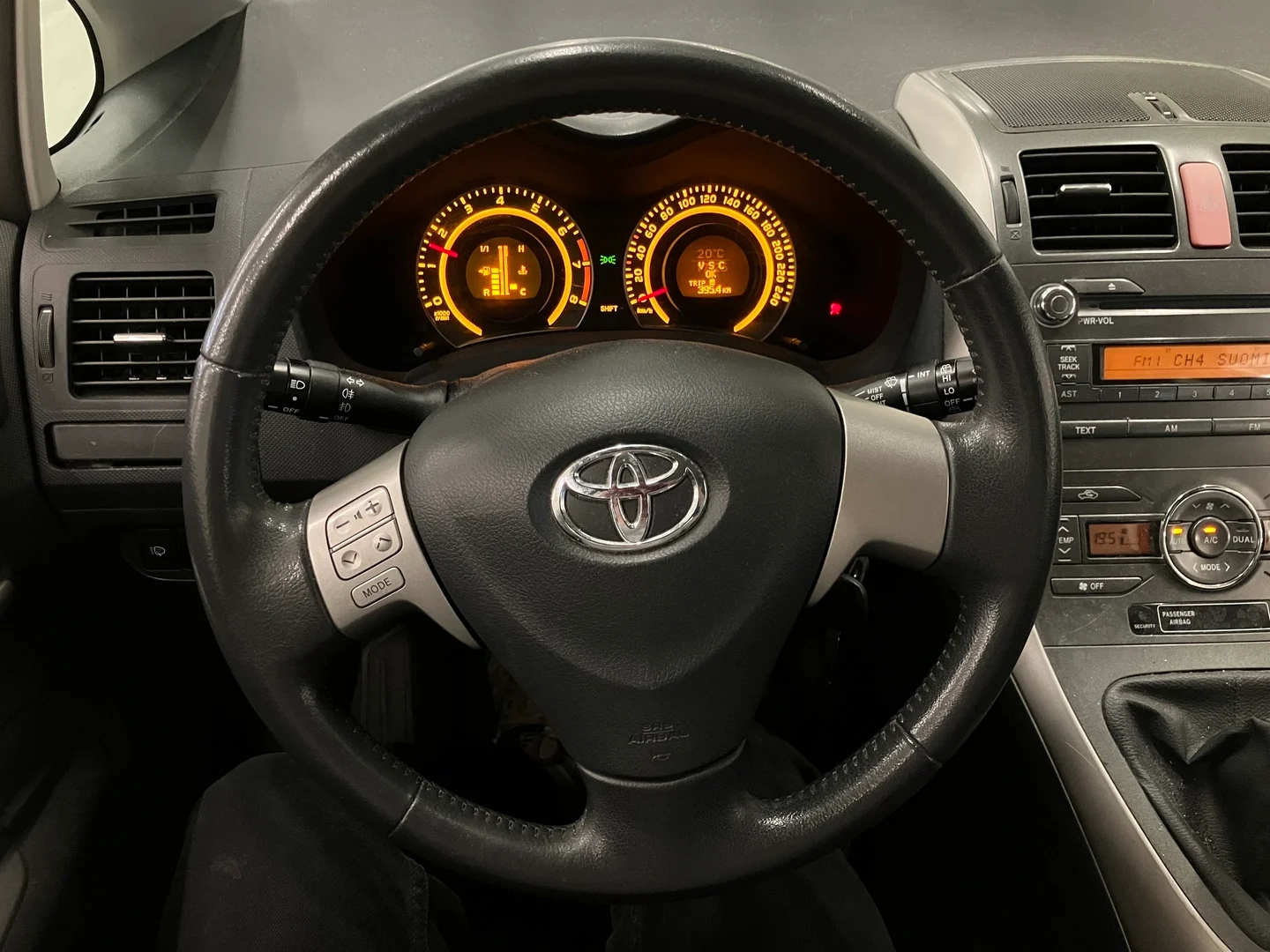 Car Image - 5zBwA1C6Uqr1kwVucZHz8z