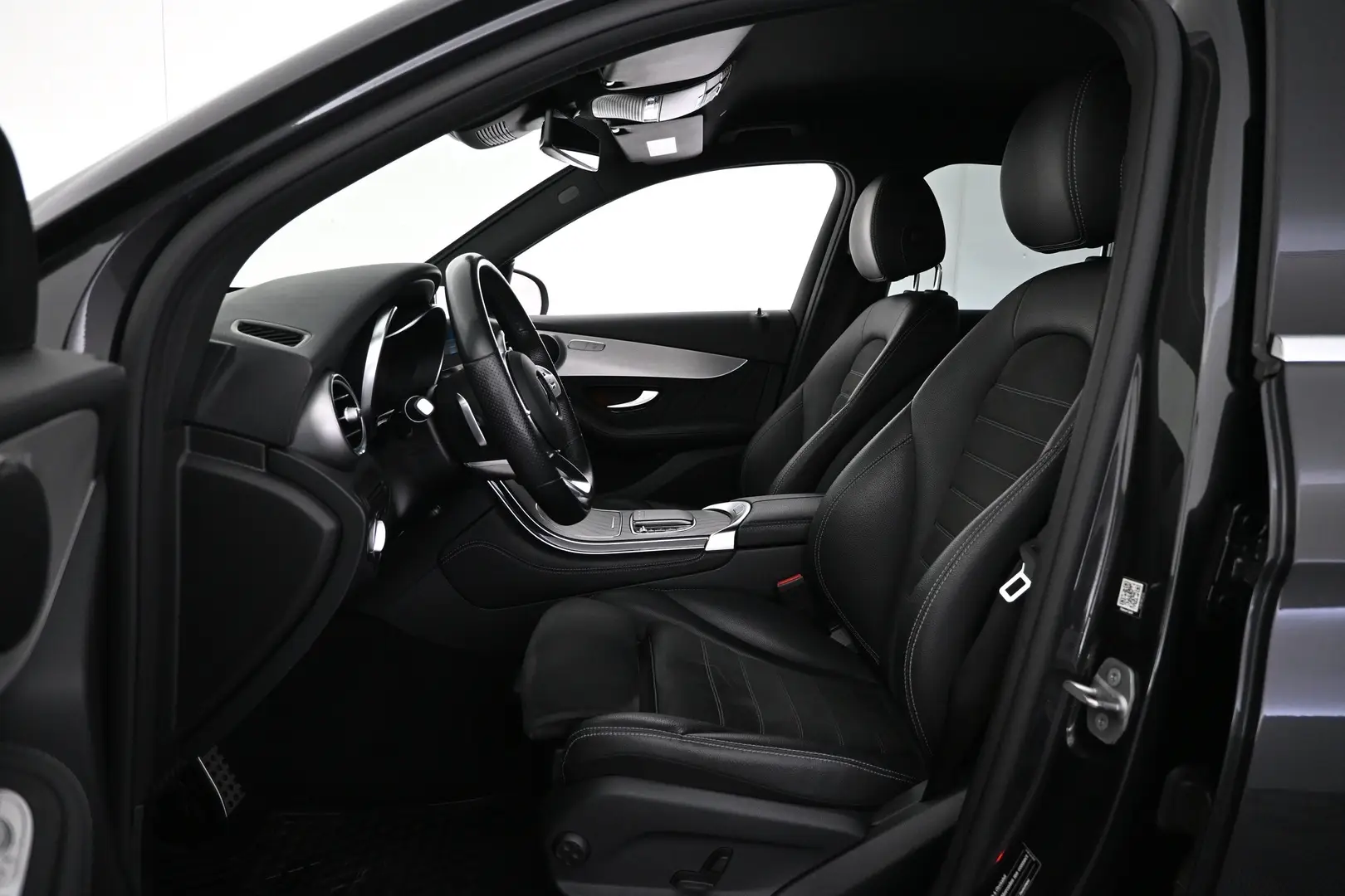Car Image - I6WWHlFLIzLl0N44DReBl