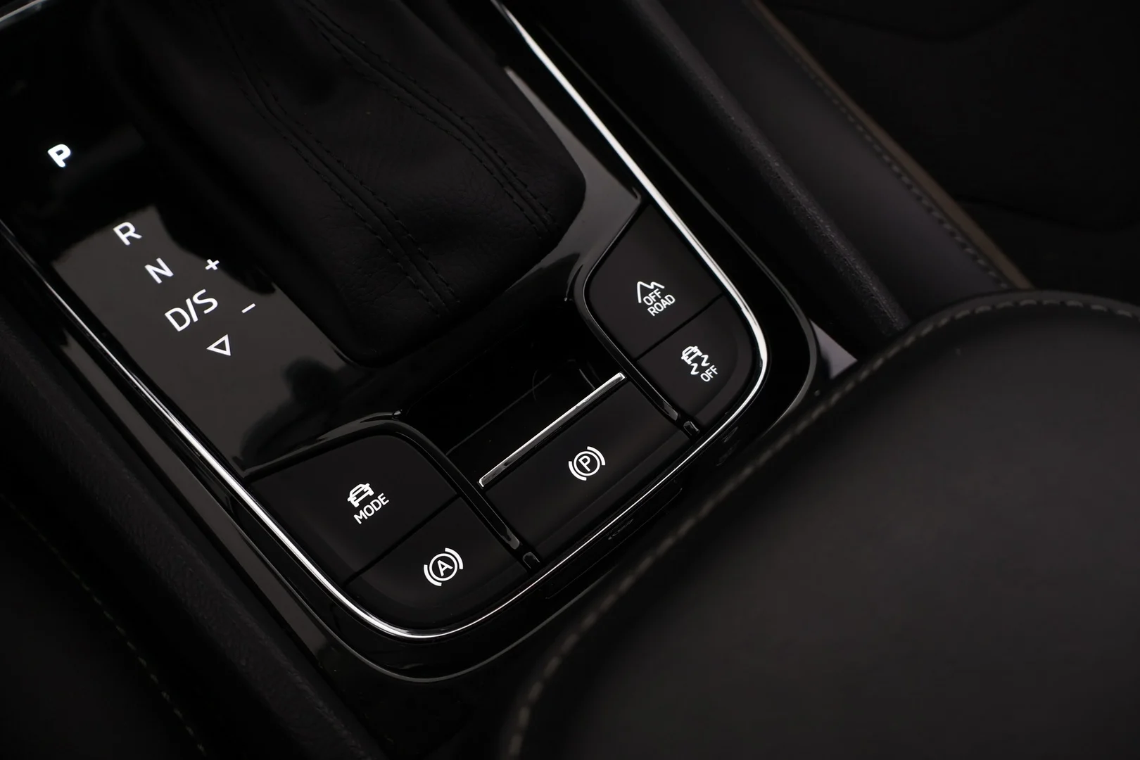 Car Image - 2EdesiaZFqAX9JaCEydvUG