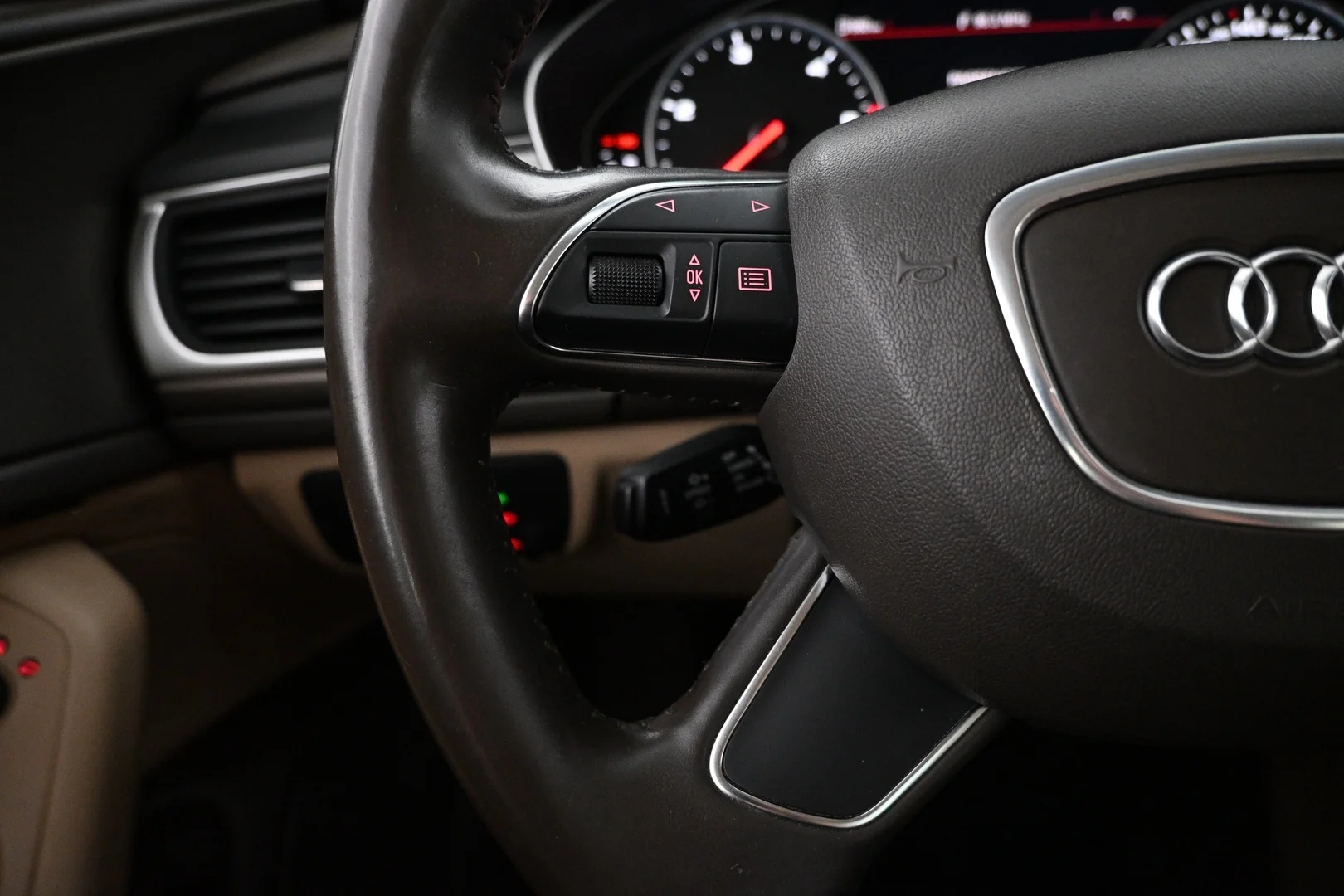 Car Image - 5Xpk6KcLlAqFs4XUJ6RbkH