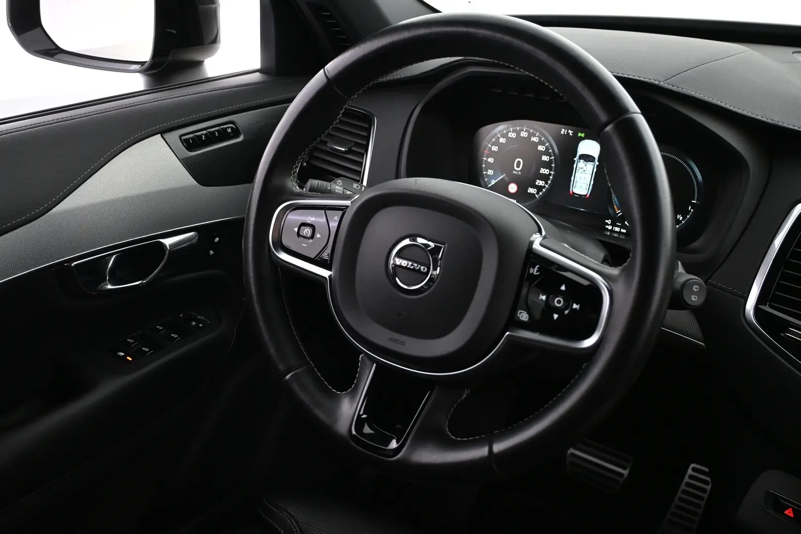 Car Image - 5jlMHhCNs6T3opcfltLOc2