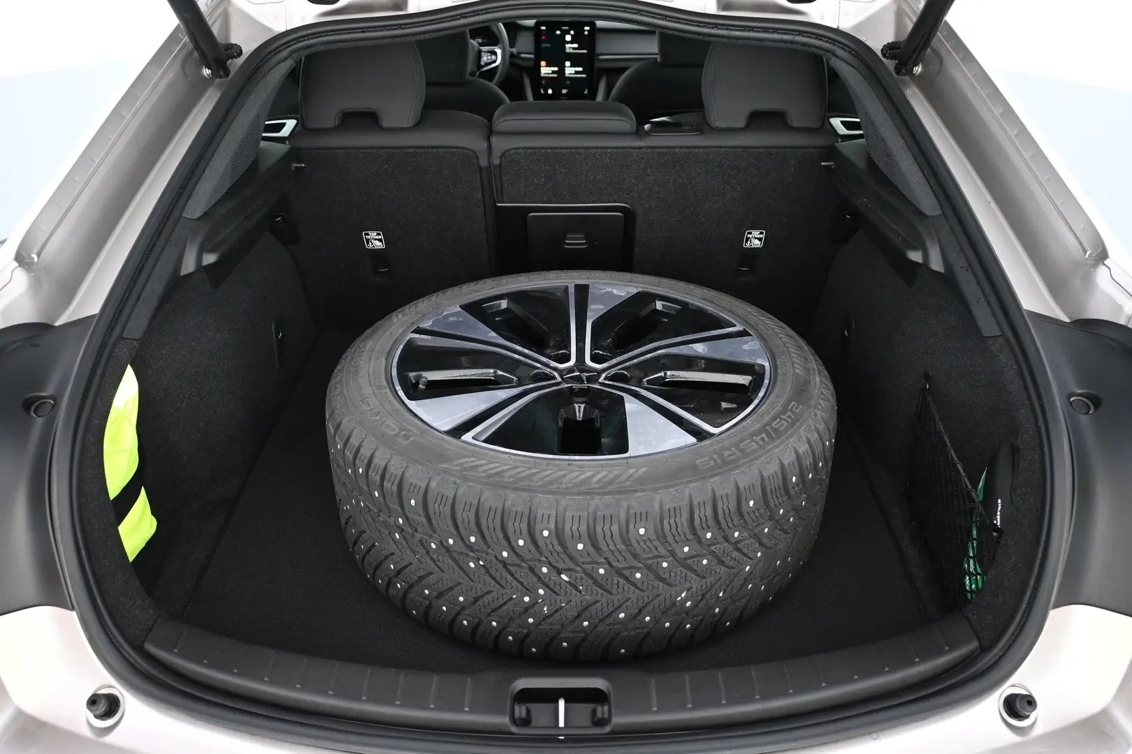 Car Image - 3CQBdtgCuYZ82DOA4C3CAb