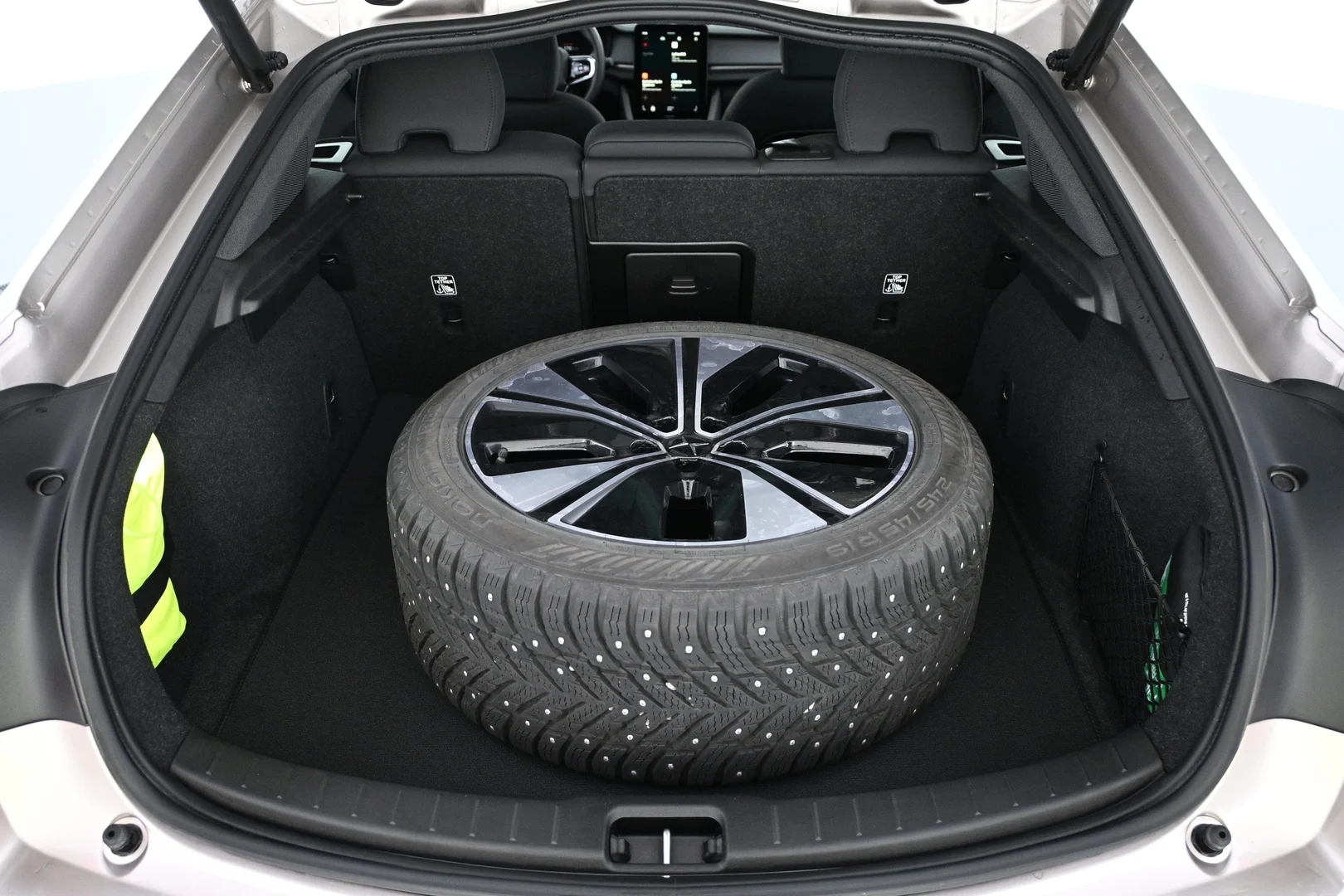 Car Image - 3CQBdtgCuYZ82DOA4C3CAb