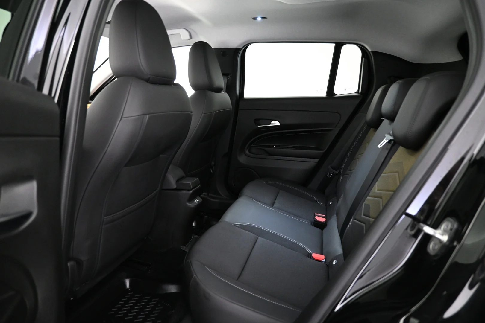 Car Image - 3I2Ssmo14XGB8muzFJsOdv