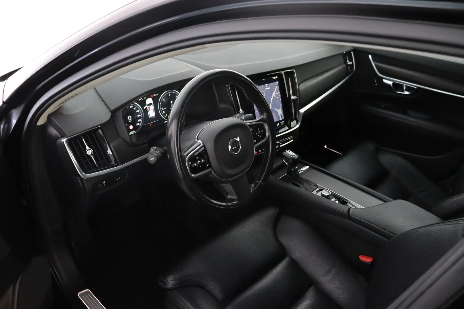 Car Image - 5rYIetYI3zCRu2xuM3iUl4