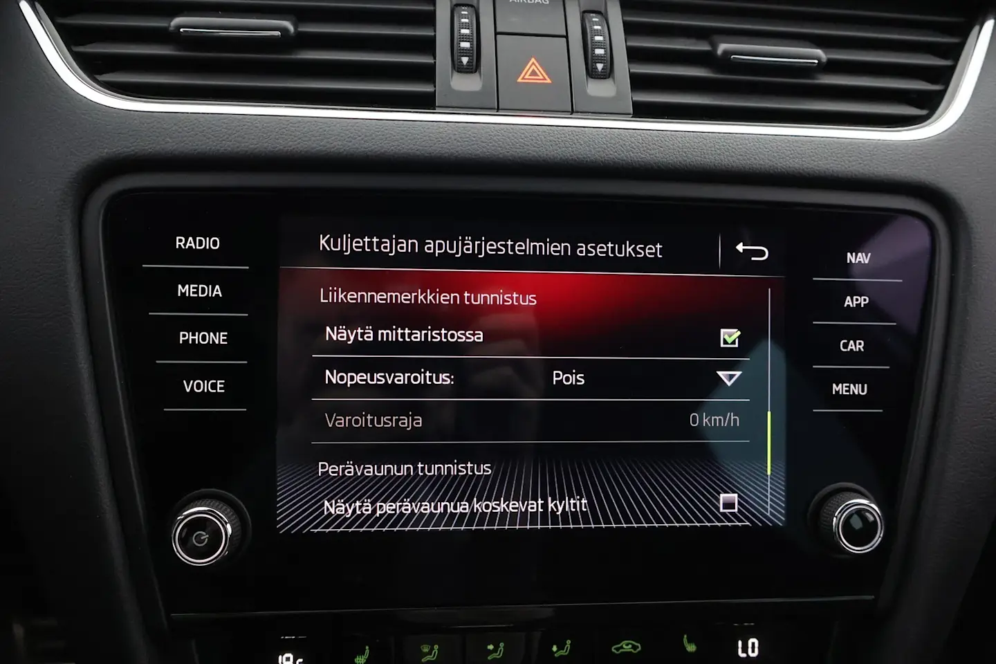 Car Image - MPrRYnI2XczWXDxOfvNVT