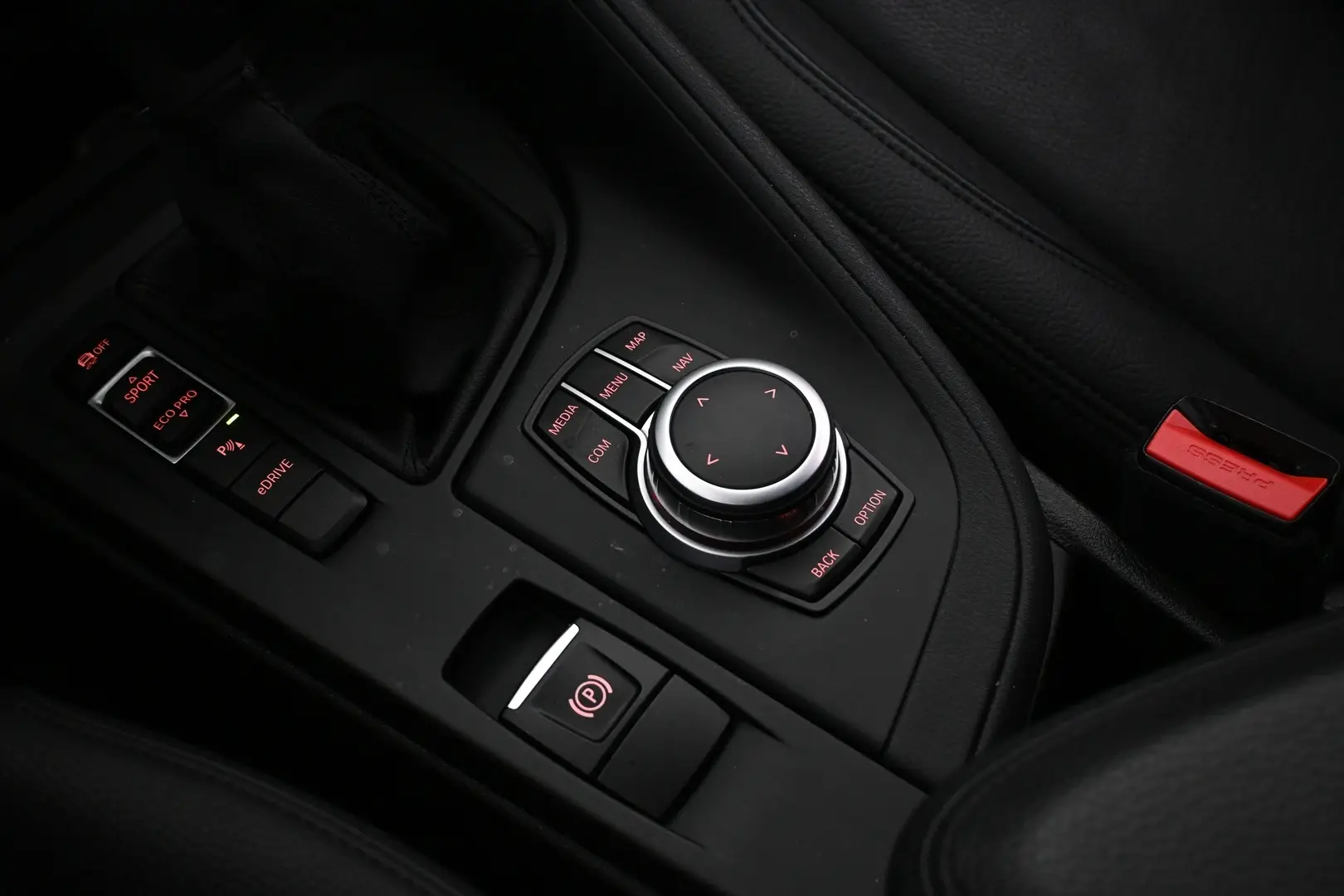 Car Image - 2VHEybPJmCtazf4pBCI5ec