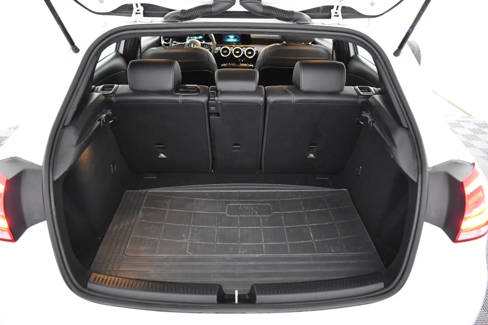Car Image - 7xBrg9TAFgwee6vSedsALM