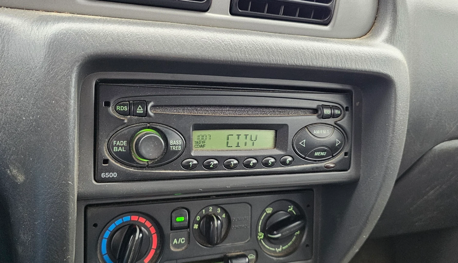Car Image - 2uuswJt9zvpaRuG710vHDh