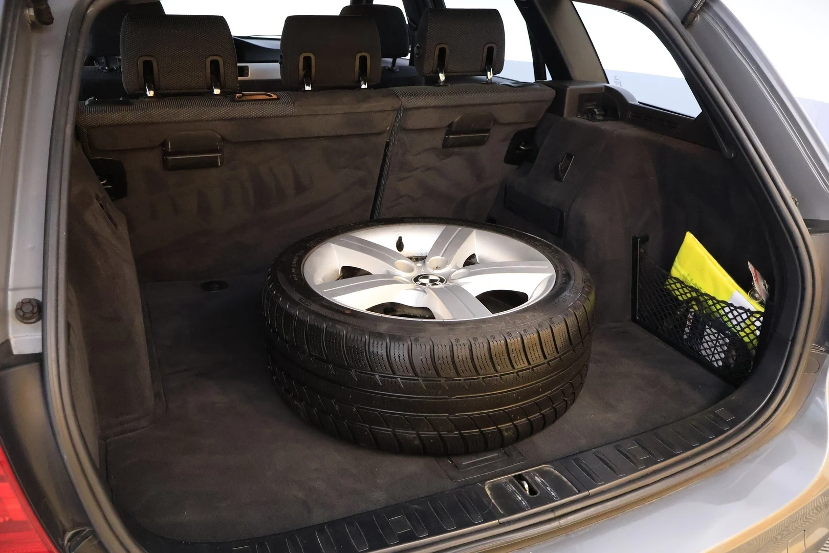 Car Image - 2cONL2B4aDjDndt3AzotN0