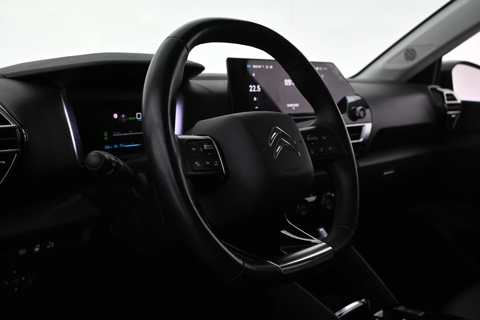 Car Image - 7KN39Bv1eYNLljprvVXGrI