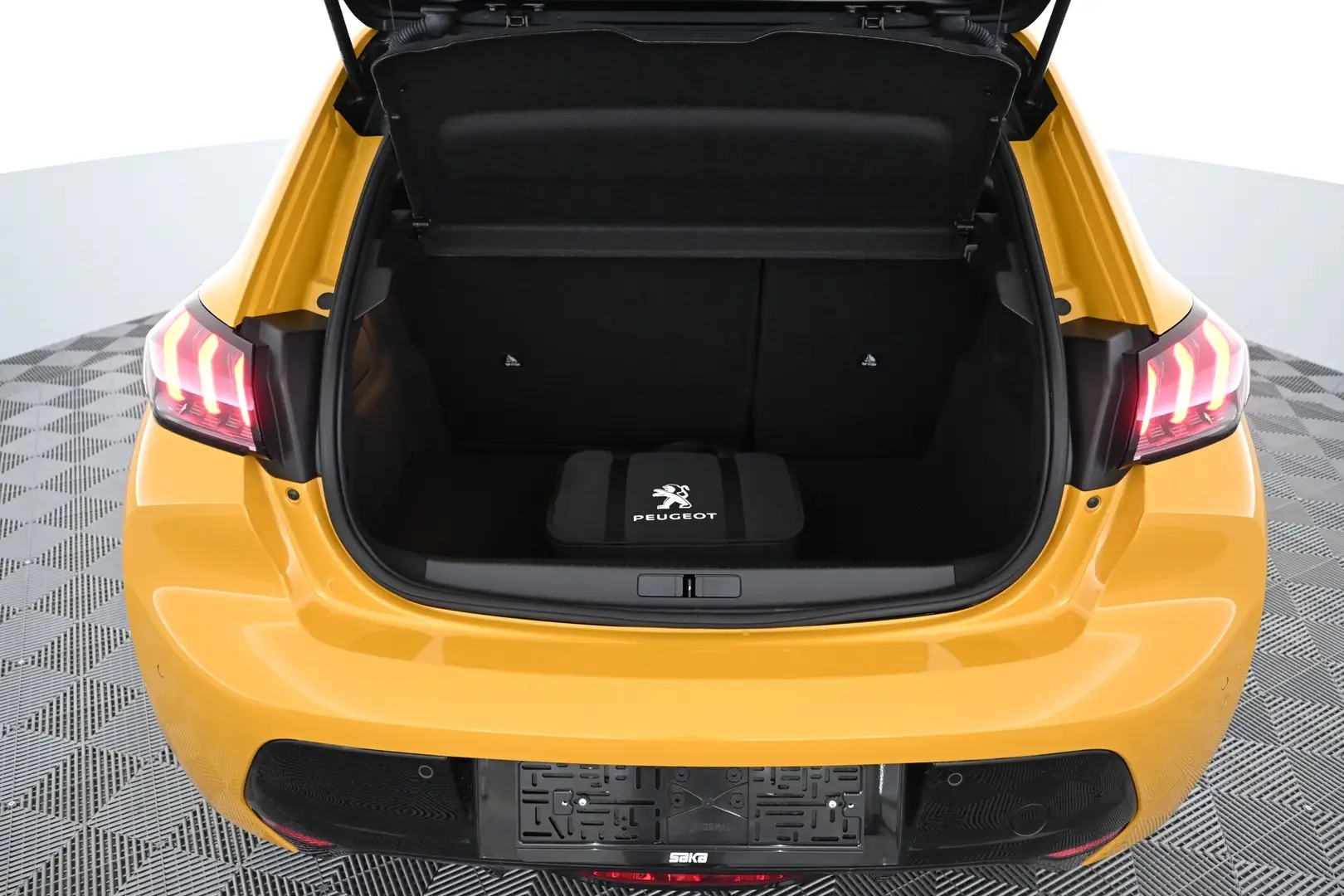 Car Image - 4LLyiRFU8da37QIWW3iq3a