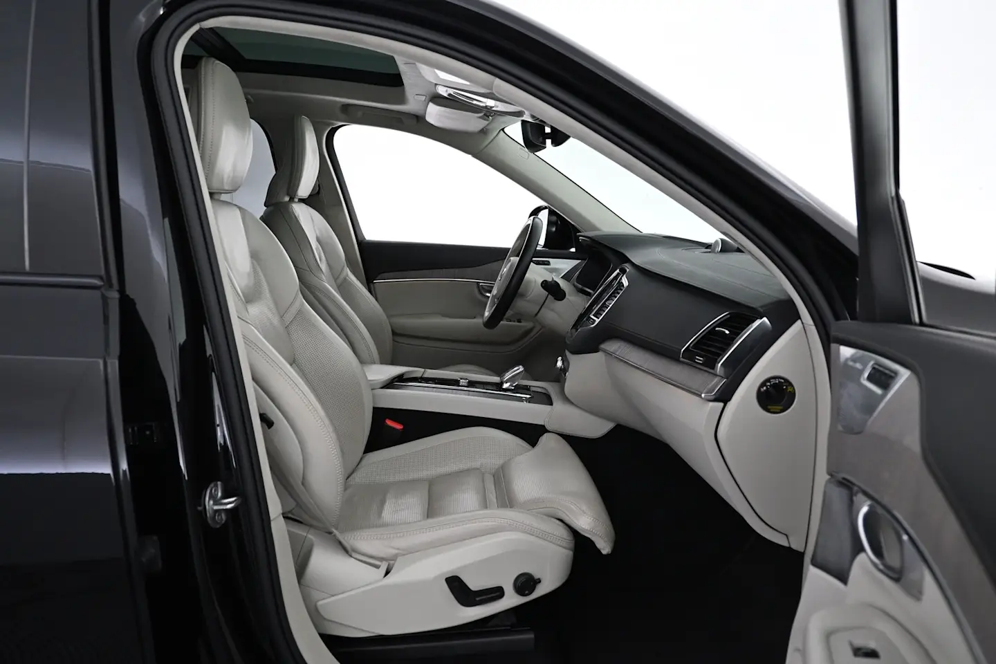 Car Image - 4ZqDTRsvlGS4CrOULpnCnd