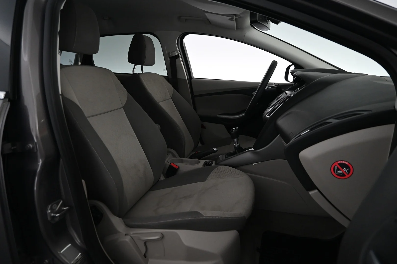 Car Image - 57FlmAbZcVK6wV7RIkM6NZ
