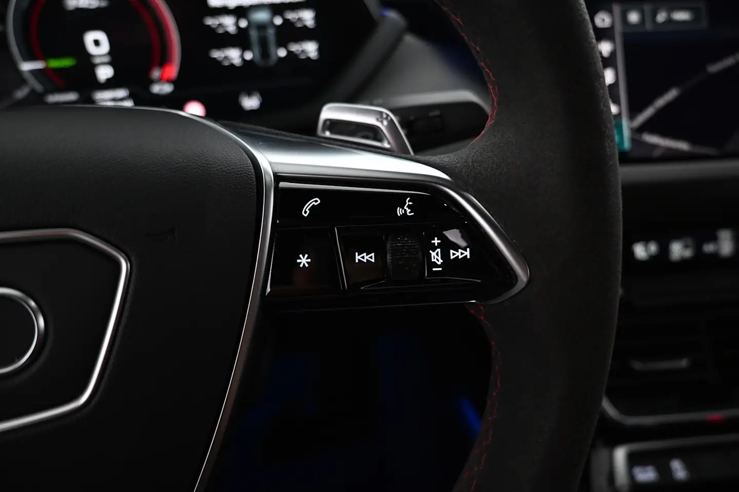 Car Image - 1BzKyQcAr1FmMDbbFrQy1z