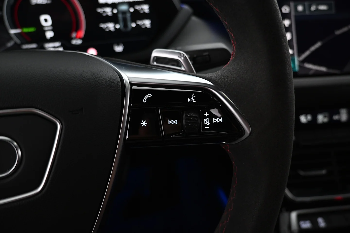 Car Image - 1BzKyQcAr1FmMDbbFrQy1z