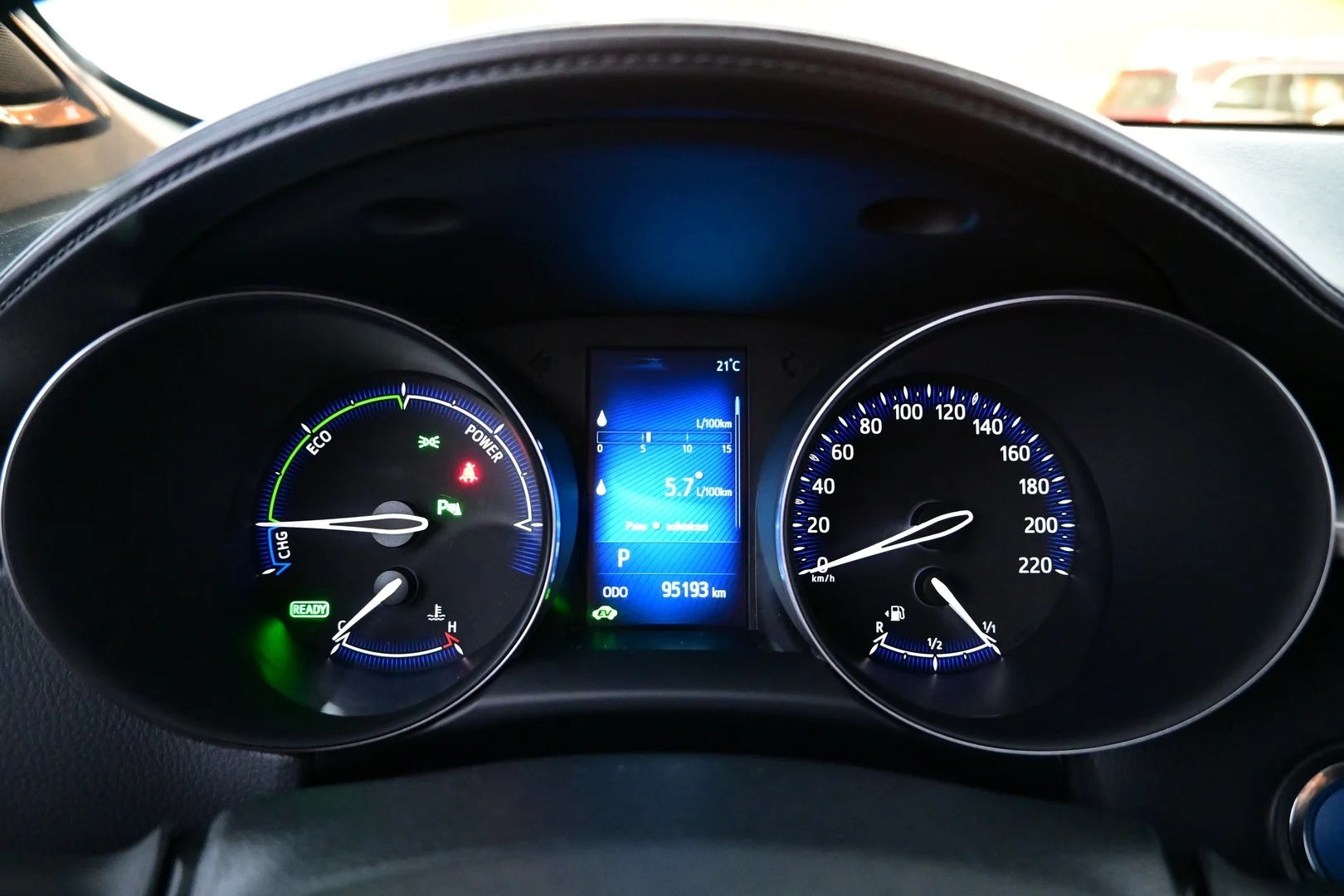 Car Image - 3gR0t5C0iWaHQrGG1zU1Yj