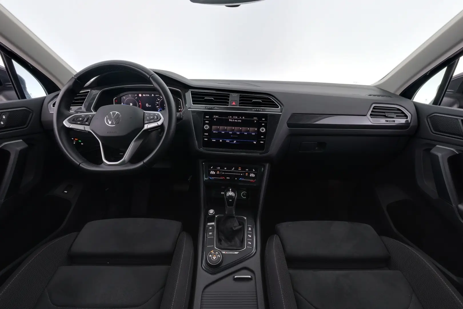 Car Image - 2XiJRns1nJ0t10v8oFK7hP