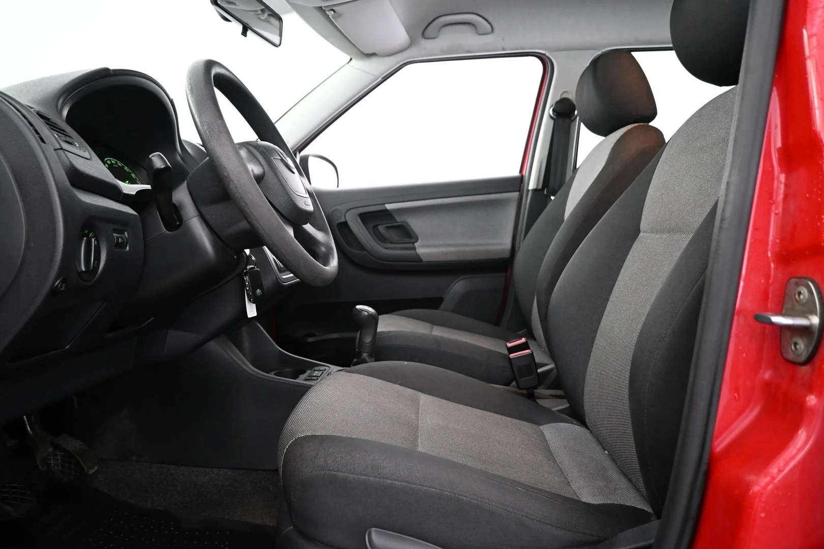 Car Image - 2UctIXFa1bP8wrFRnvygoX