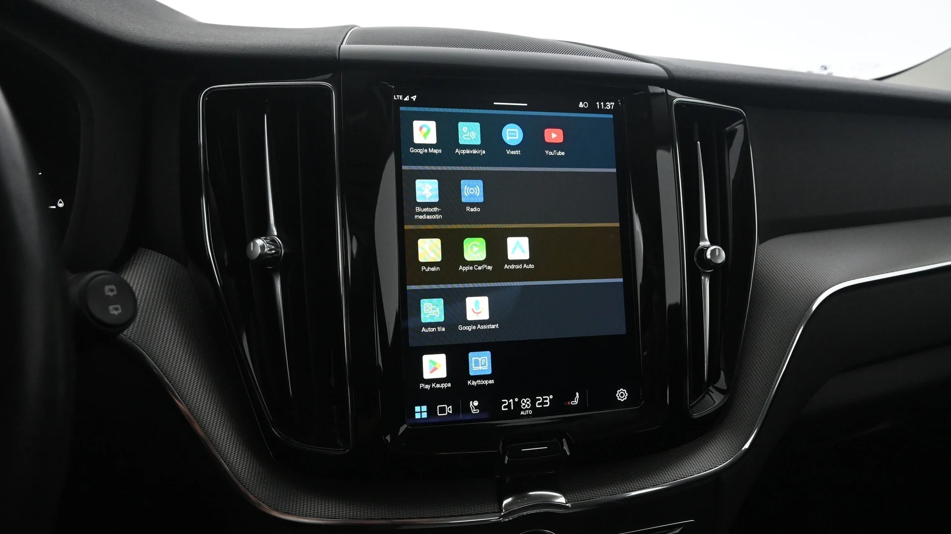 Car Image - 6KVBzRowhJaeoKgHNZkd5C