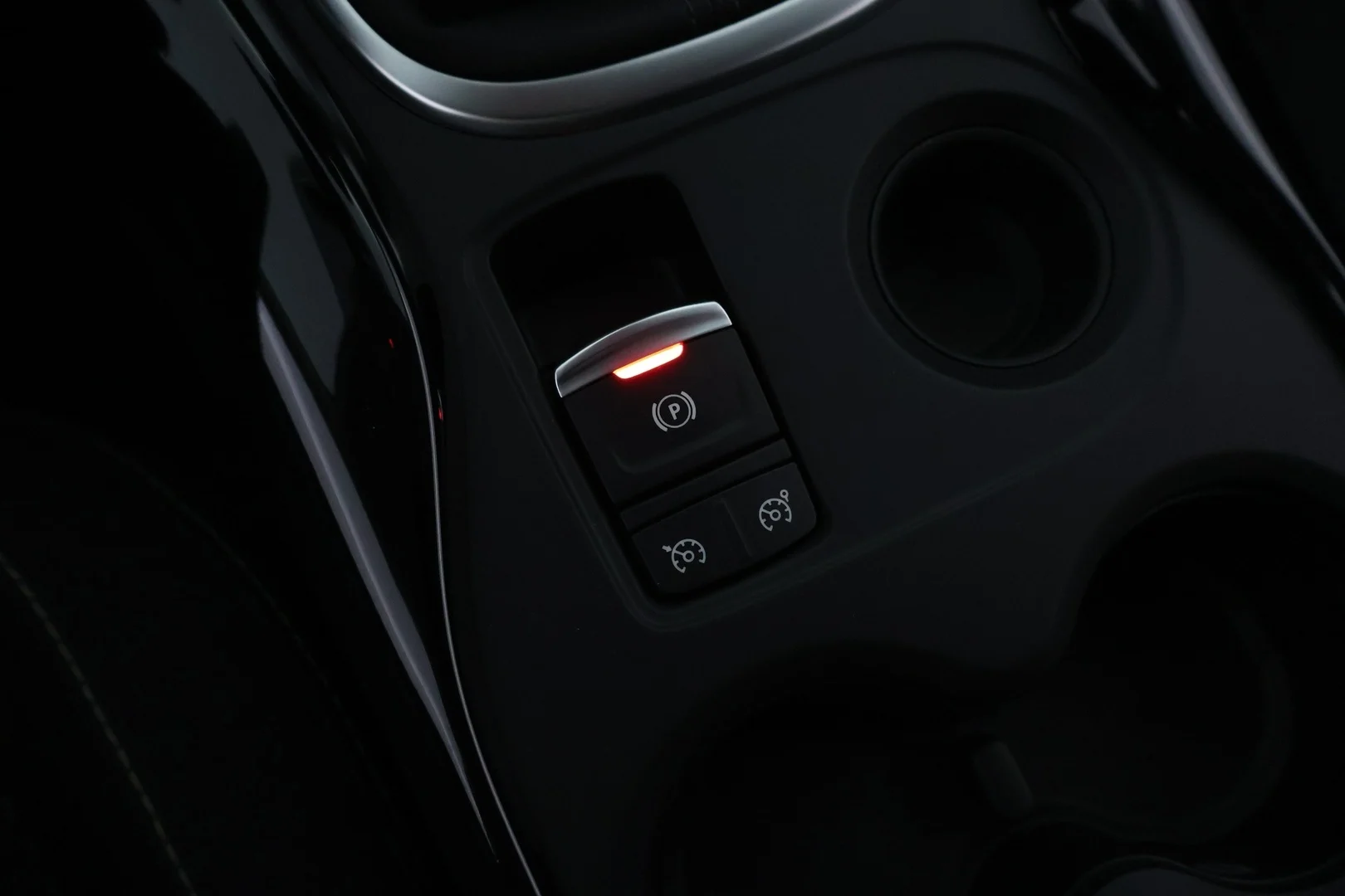 Car Image - 6WdENnbWxJSa7XJcKftcBg
