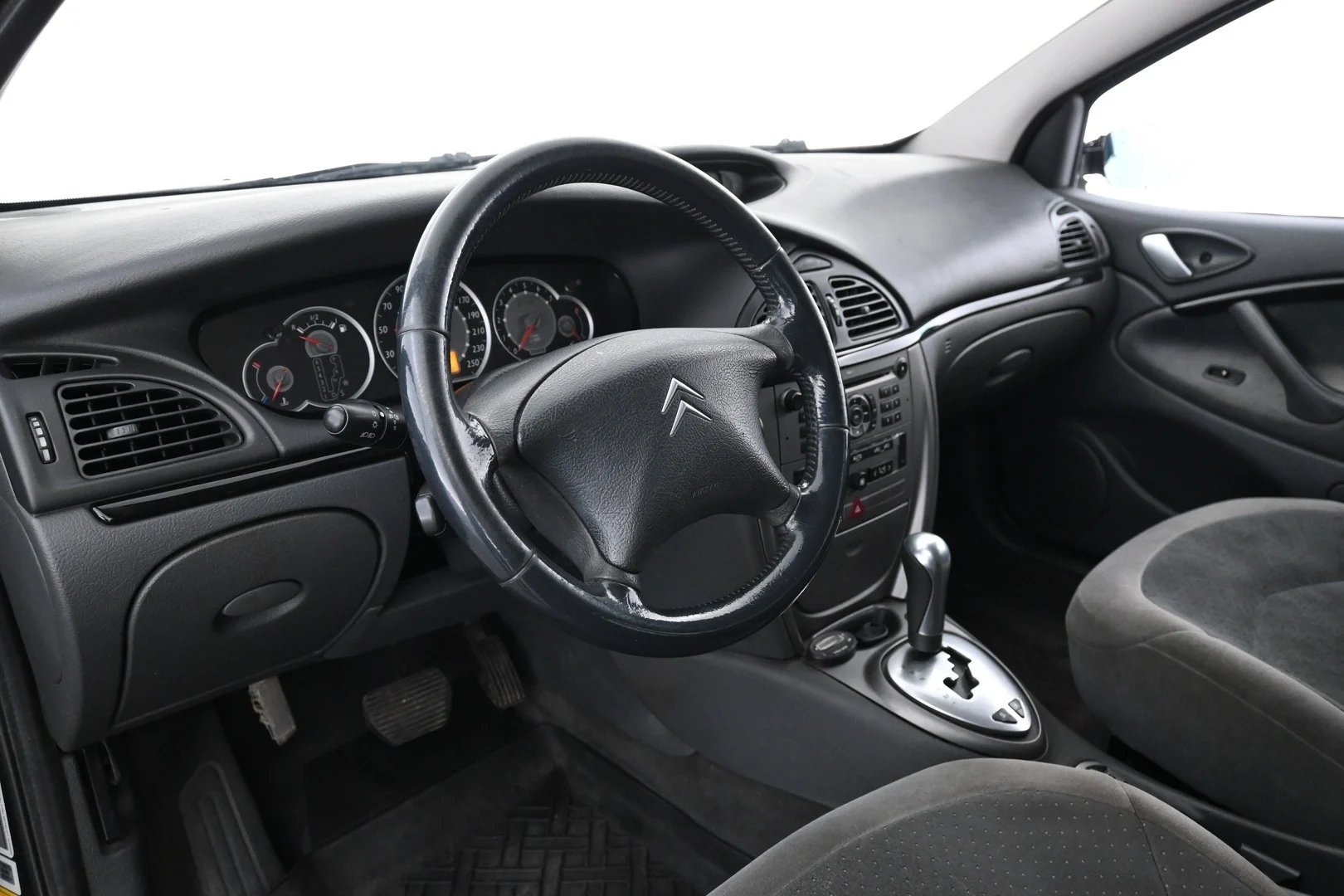 Car Image - 2eUGBAzQQWw8mq0qsVTG3n