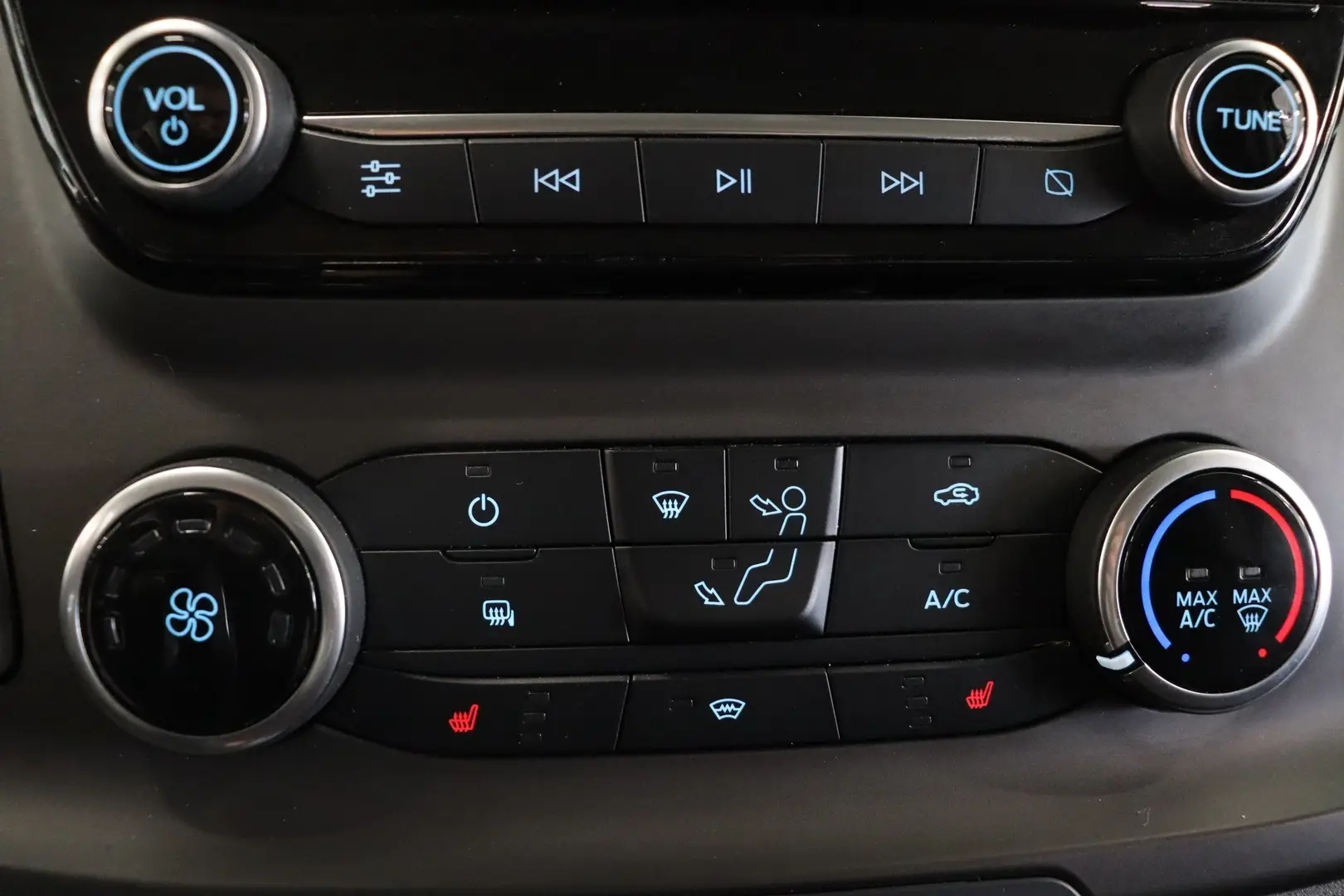 Car Image - 5P5tDsxSnjLXmmbScIv4Lg