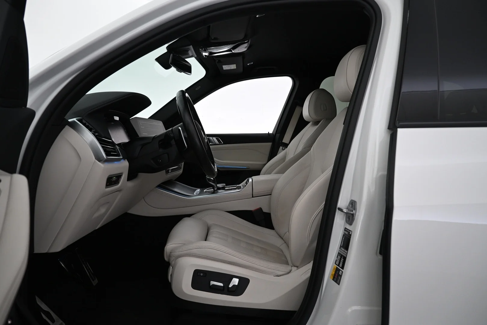 Car Image - qEmICUVNdOQ8vn1brGGqa
